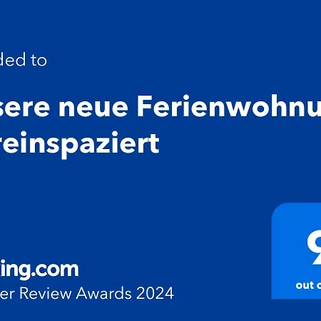 Unsere Neue Hereinspaziert