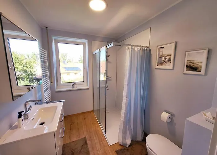 Unsere Neue Hereinspaziert Daire